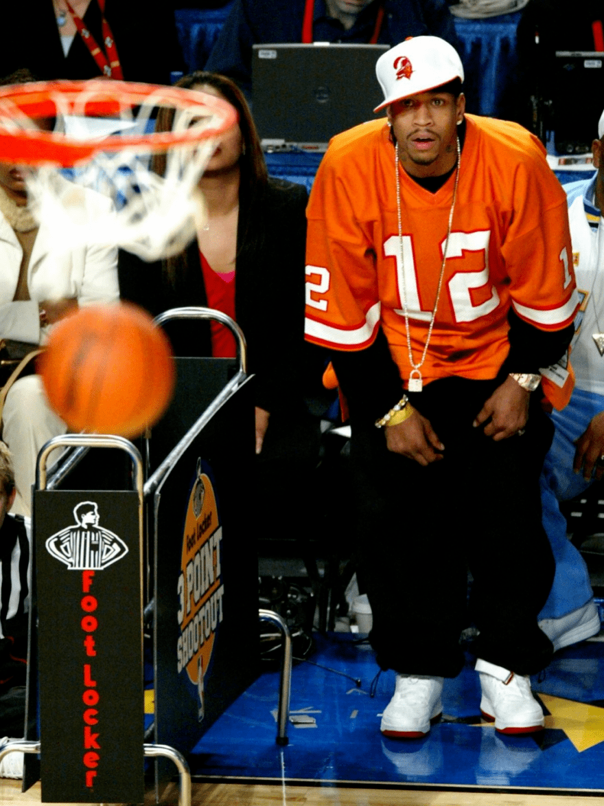 FIFA女足最新排名：中国女足下降一位至世界第17，亚洲第四（FIFA女足排名更新：中国队降至世界第17，位列亚洲第4）