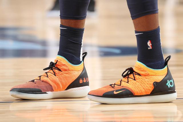 科尔：库明加必须快速奔向前场，波杰不能过度执着于个人进攻（科尔：库明加应第一时间冲刺前场，波杰别过分强调个人进攻）