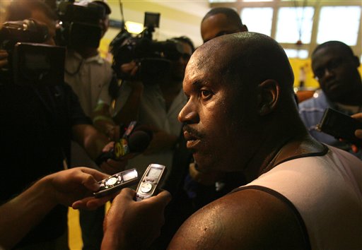 塞尔塔主帅称阿隆索是皇马最佳教练人选（塞尔塔主帅：阿隆索是皇马帅位最佳人选）