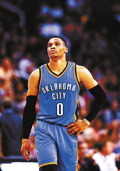 时隔两年半再次战胜国王！此前爵士常规赛面对国王遭遇9连败（爵士时隔两年半再胜国王，终结常规赛对其九连败）