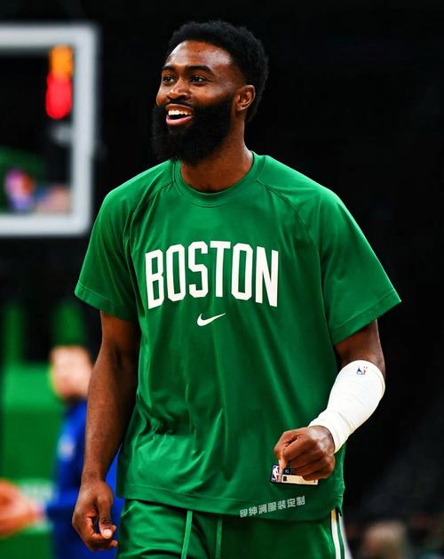 TA：皇马和英超豪门对卢克巴兴趣减弱，意甲队难以承担价格（TA：皇马与英超强队对卢克巴态度转冷，意甲球队无力满足标价）