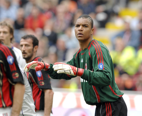 官方：意大利裁判马萨将执法欧冠第6轮巴萨vs法兰克福（官方确认：意大利裁判马萨将执法欧冠第六轮巴萨战法兰克福）