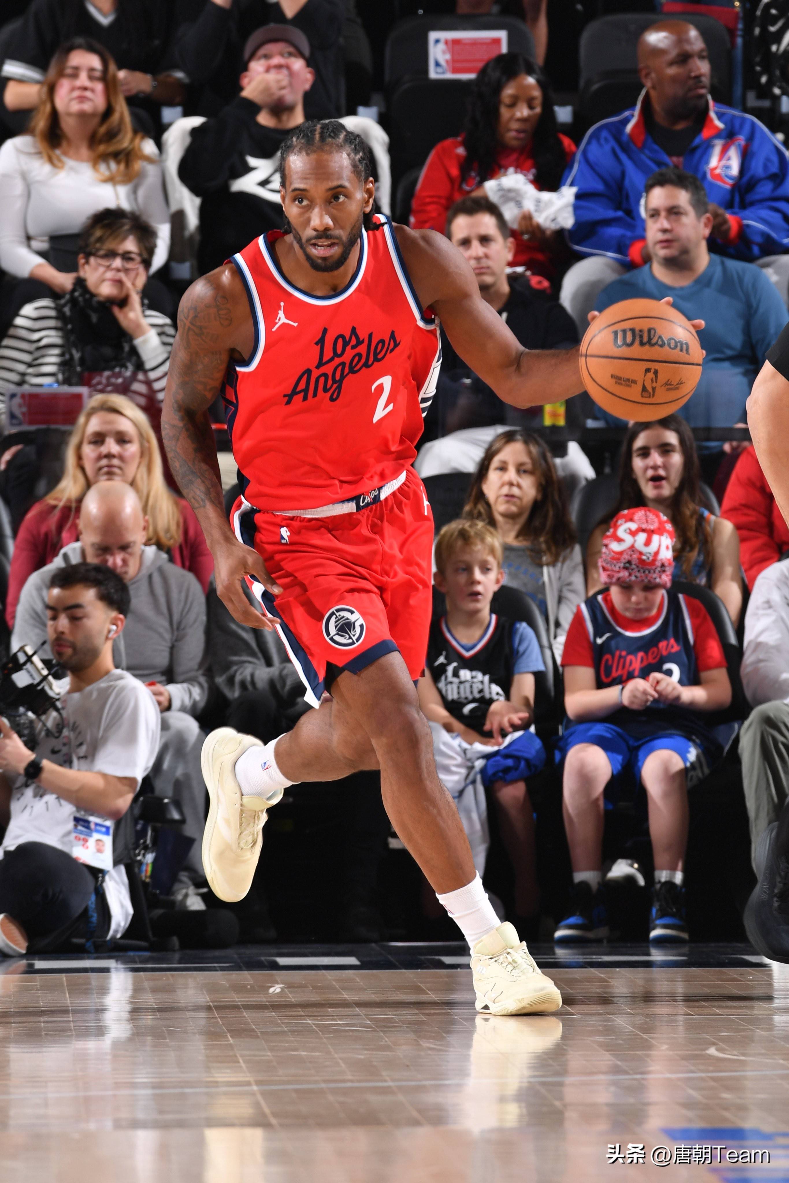 赫夫赛季第7次单场4+盖帽领跑全联盟，文班&斯图尔特5次（赫夫7次单场4+封盖领跑联盟，文班与斯图尔特各5次）