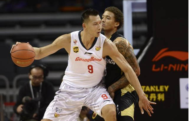 齐达内：里皮改变了我的思维方式；皮耶罗是尤文真正的英雄（齐达内：里皮重塑了我的理念；尤文真正的英雄当属皮耶罗）