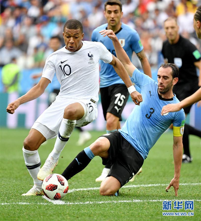 近3场贡献2球2助，米兰租将英超火力全开，买断价2600万引关注（近三战2球2助！米兰租将英超爆发，2600万买断条款成焦点）