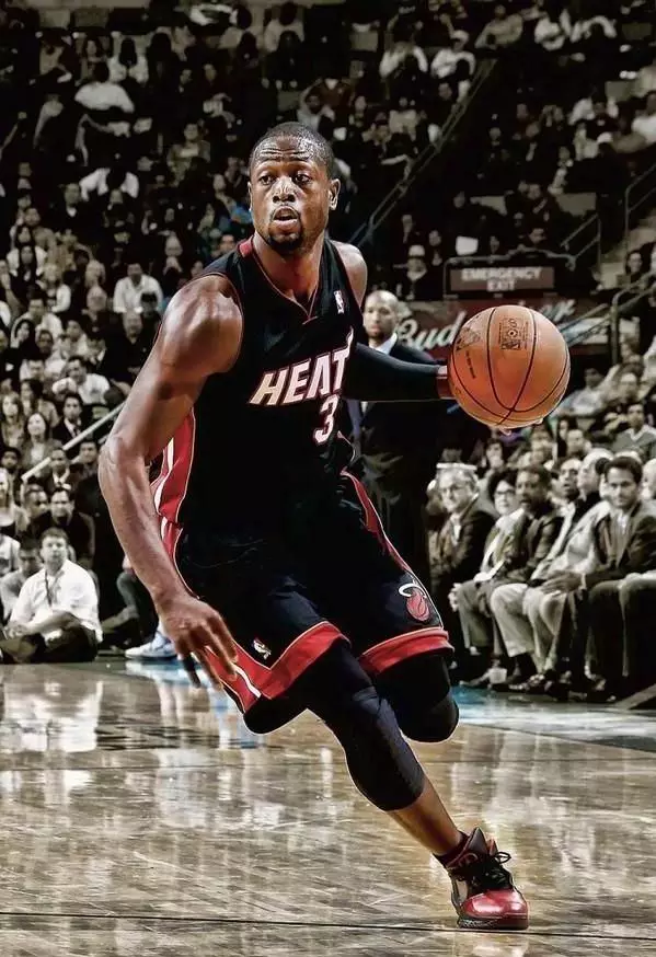 安帅谈维尼修斯国家德比不满被换下：我跟他说他犯了一个错误（安切洛蒂回应维尼修斯对国家德比被换下不满：我已告诉他他做错了）