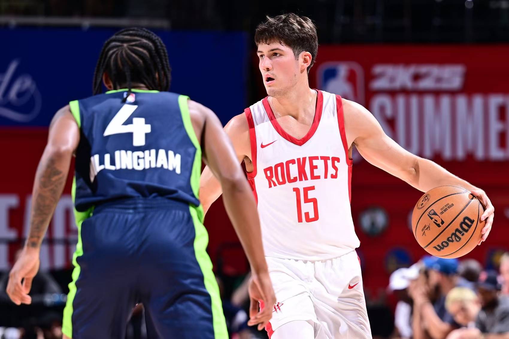 篮球篮网外援突然爆发，全场砍下35分（篮网外援火力全开，单场轰下35分）