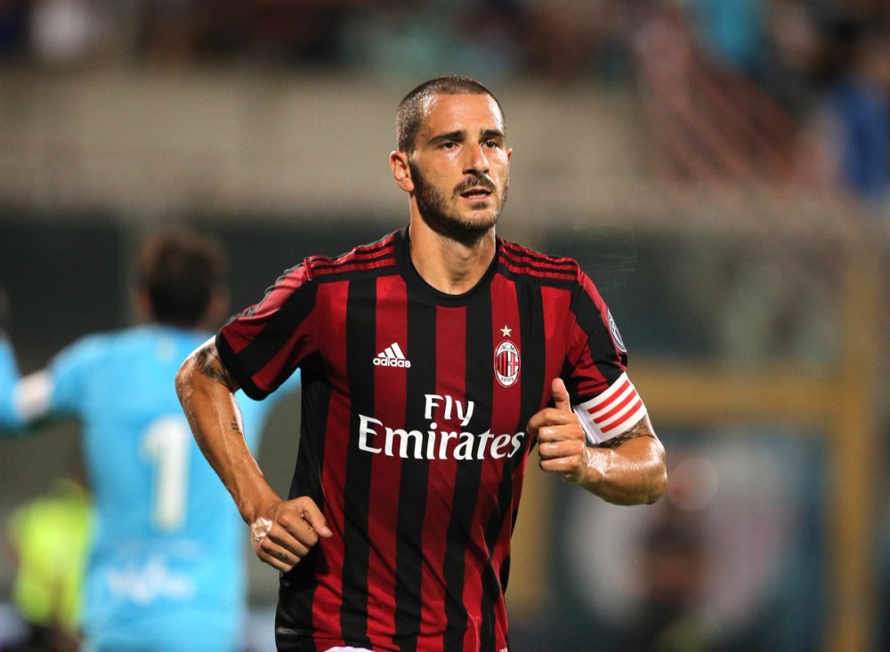 高效表现震撼全场（高能发挥惊艳全场）