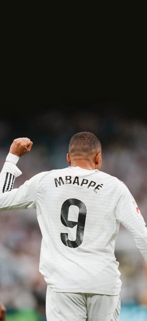 身价还得涨！尼科-帕斯13场5球5助攻，成意甲赛季首位造10球球员（涨价在望！尼科-帕斯13战5球5助，成本季意甲首位参与10球球员）